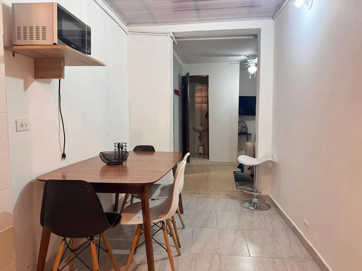 Apartment Apartamento Calazans 4 Habitaciones Compostela 200 Medellin