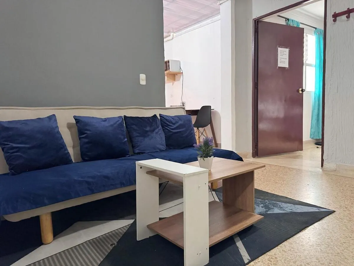 Apartamento Calazans 4 Habitaciones Compostela 200 Medellin 0*,