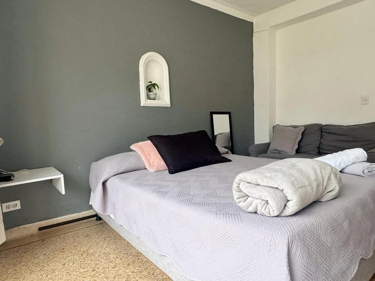 Апартаменты Apartamento Calazans 4 Habitaciones Compostela 200 Медельин Колумбия