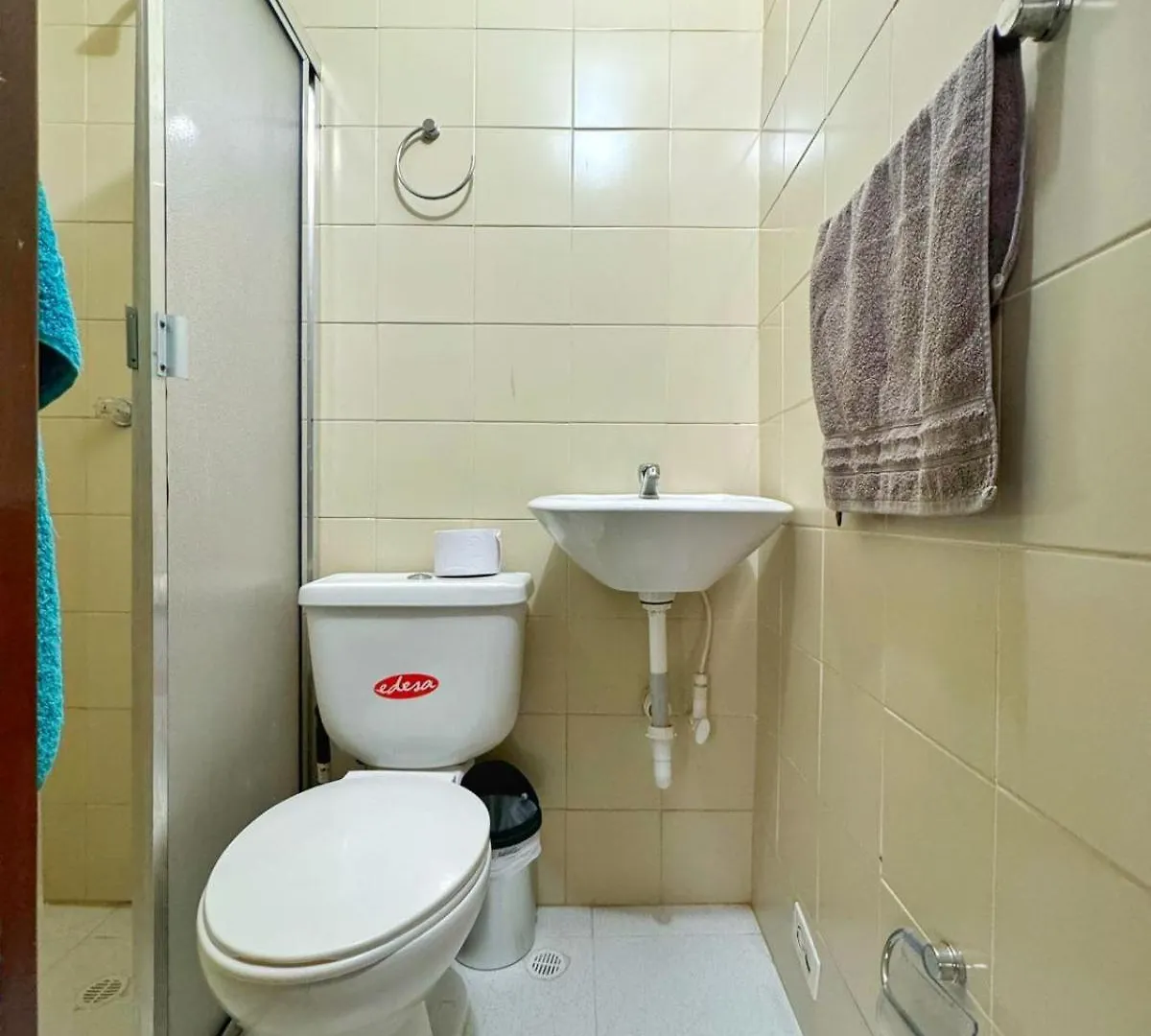 Apartamento Calazans 4 Habitaciones Compostela 200 Медельин 0*,
